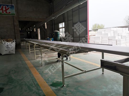 防水巖棉板經(jīng)久耐用 防水巖棉板經(jīng)久耐用